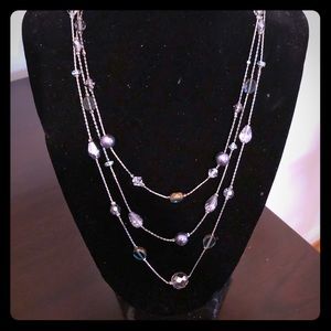 Pretty three-strand necklace multicolor crystals